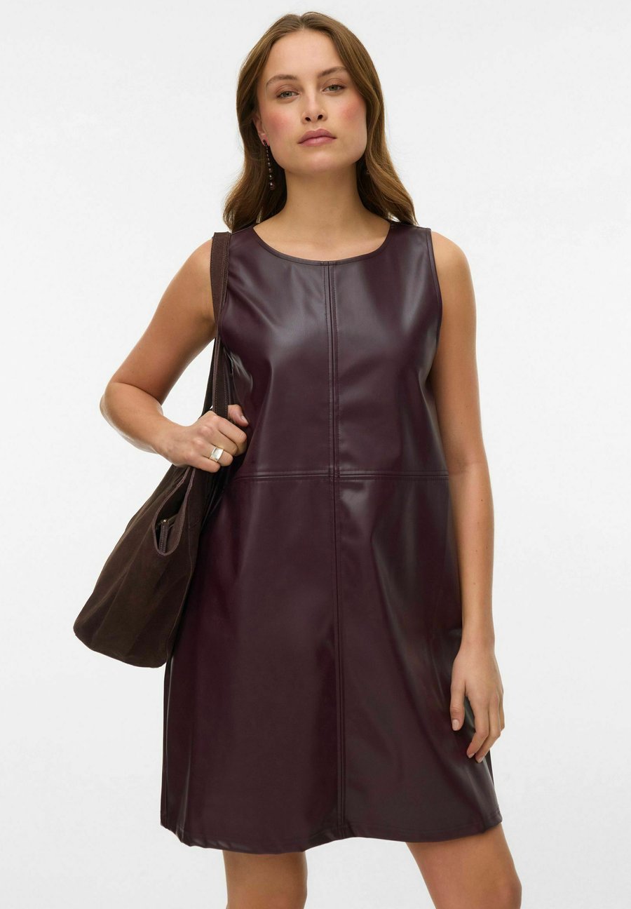 Платье Vero Moda Day dress, Winetasting/Bordeaux
Платье Vero Moda Day dress, Winetasting/Bordeaux