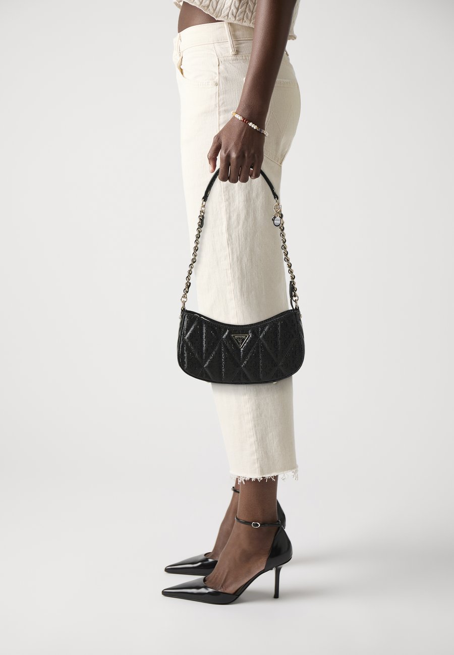 Сумка кросс-боди Guess ALDINA, Black
Сумка кросс-боди Guess ALDINA, Black