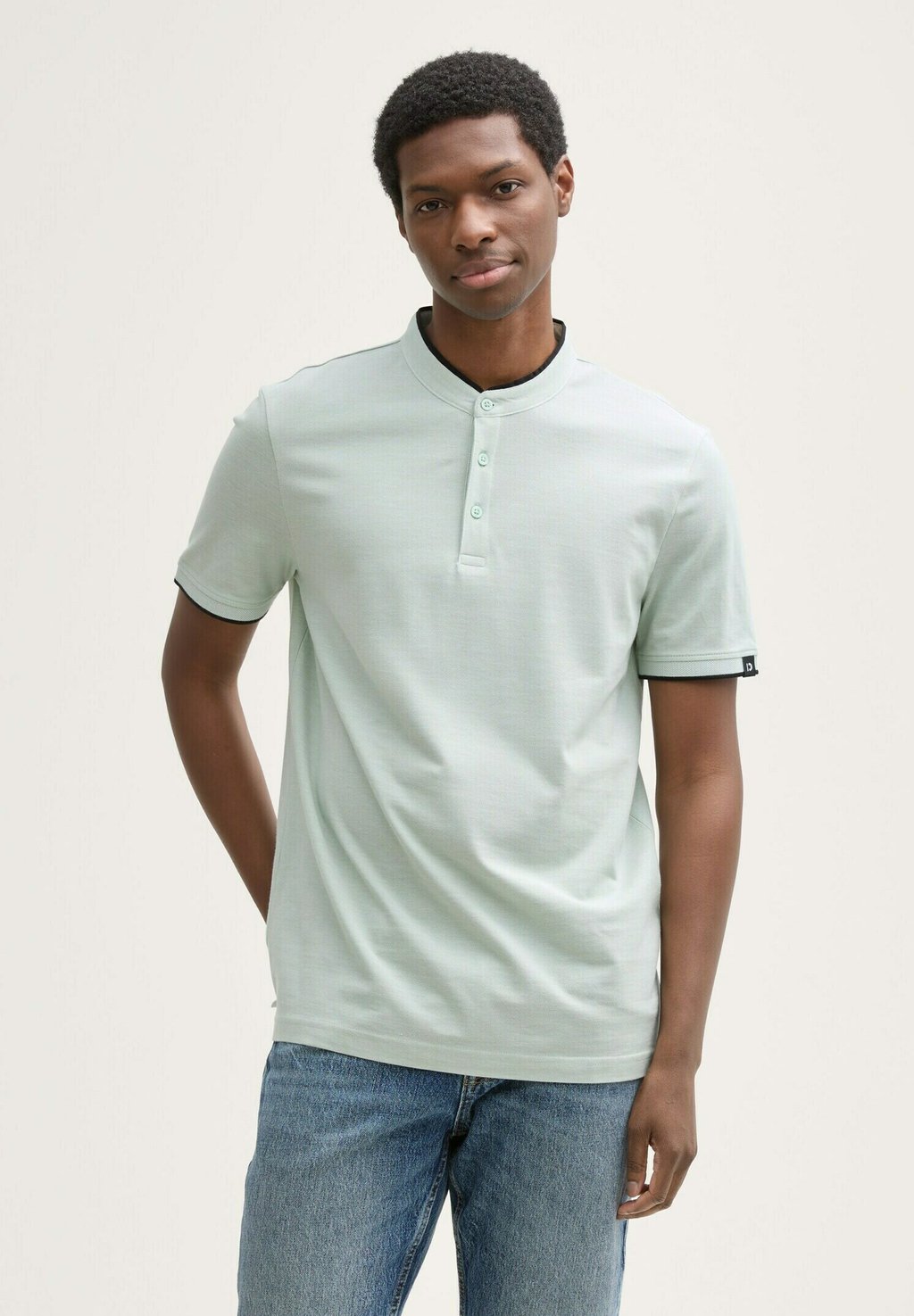 Базовая футболка MIT STEHKRAGEN TOM TAILOR DENIM, светло-зеленый
Базовая футболка MIT STEHKRAGEN TOM TAILOR DENIM, светло-зеленый