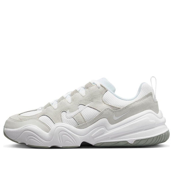 Кроссовки tech hera 'photon dust white' Nike, белый
Кроссовки tech hera 'photon dust white' Nike, белый