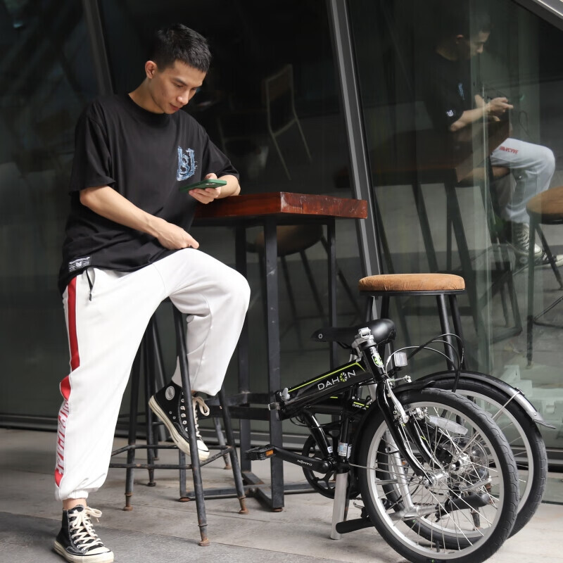 Складной велосипед DAHON, 20-дюймовый, 6-скоростной, сверхлегкий, пригородный, для взрослых, мобильный велосипед для отдыха, BYA061, черный Limian
Складной велосипед DAHON, 20-дюймовый, 6-скоростной, сверхлегкий, пригородный, для взрослых, мобильный велосипед для отдыха, BYA061, черный Limian