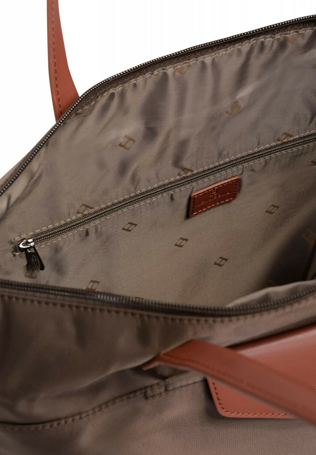 Сумочка Pop Hexagona, коричневый фонсе
Сумочка Pop Hexagona, коричневый фонсе