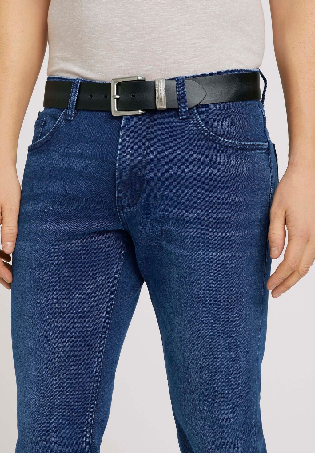 Пояс TTHARRY TOM TAILOR, синий
Пояс TTHARRY TOM TAILOR, синий