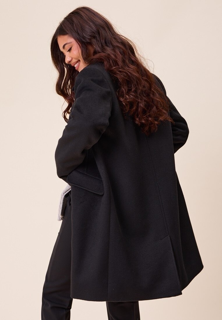 Классическое пальто STRAIGHT Bubbleroom, черный
Классическое пальто STRAIGHT Bubbleroom, черный
