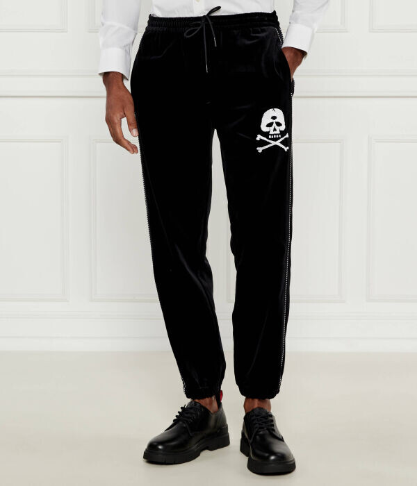 Спортивные штаны мужские Hugo с черепом и костями, черный
Спортивные штаны мужские Hugo с черепом и костями, черный