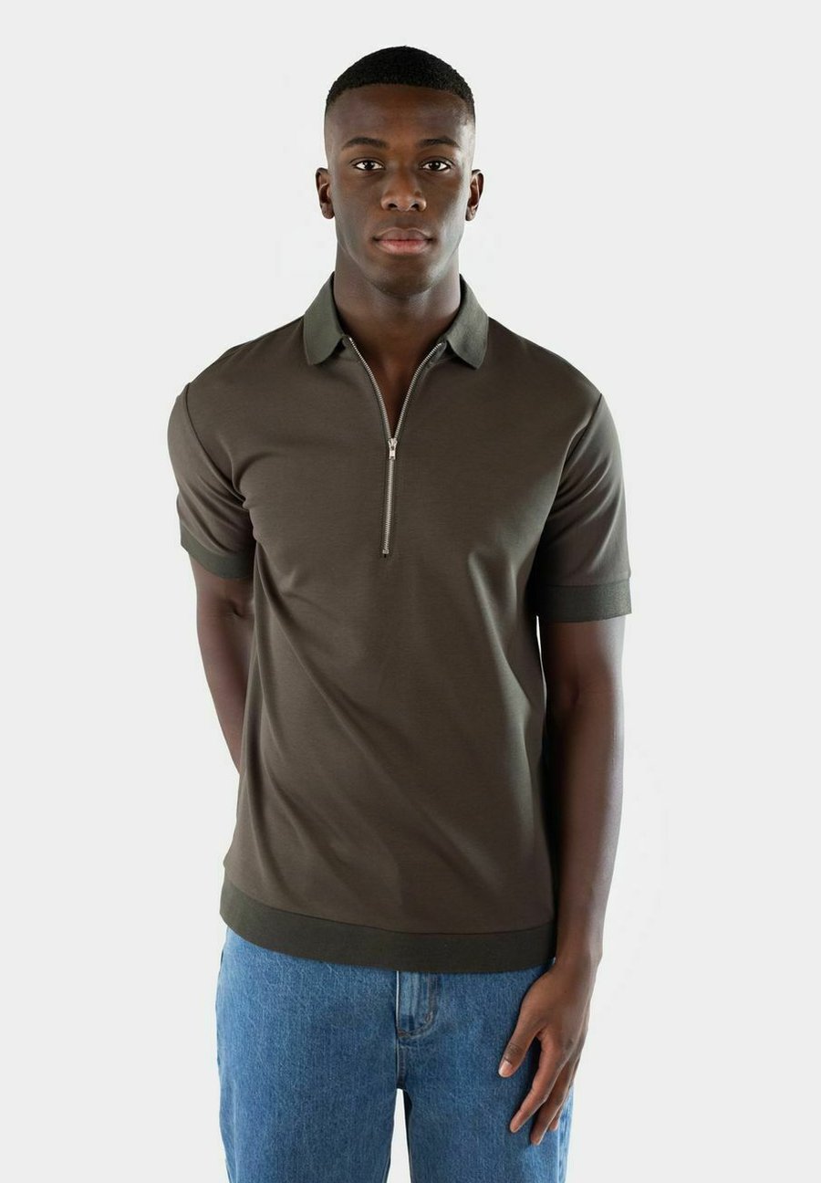 Поло CISZERE LAY HALF ZIP , Green, Зеленый, Поло CISZERE LAY HALF ZIP , Green
Поло CISZERE LAY HALF ZIP , Green, Зеленый, Поло CISZERE LAY HALF ZIP , Green