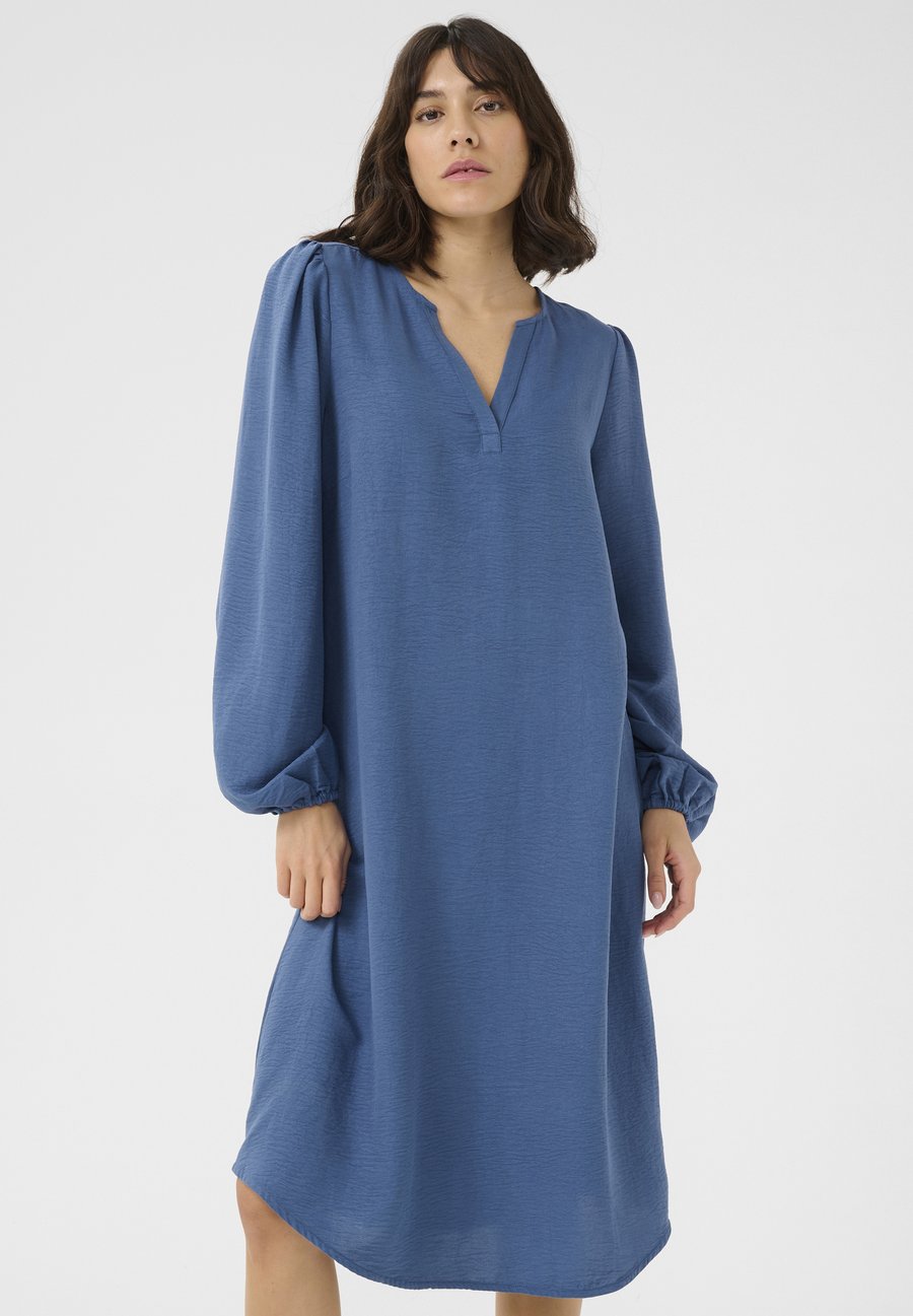 Платье Kaffe Day dress, Ensign Blue/Blue
Платье Kaffe Day dress, Ensign Blue/Blue