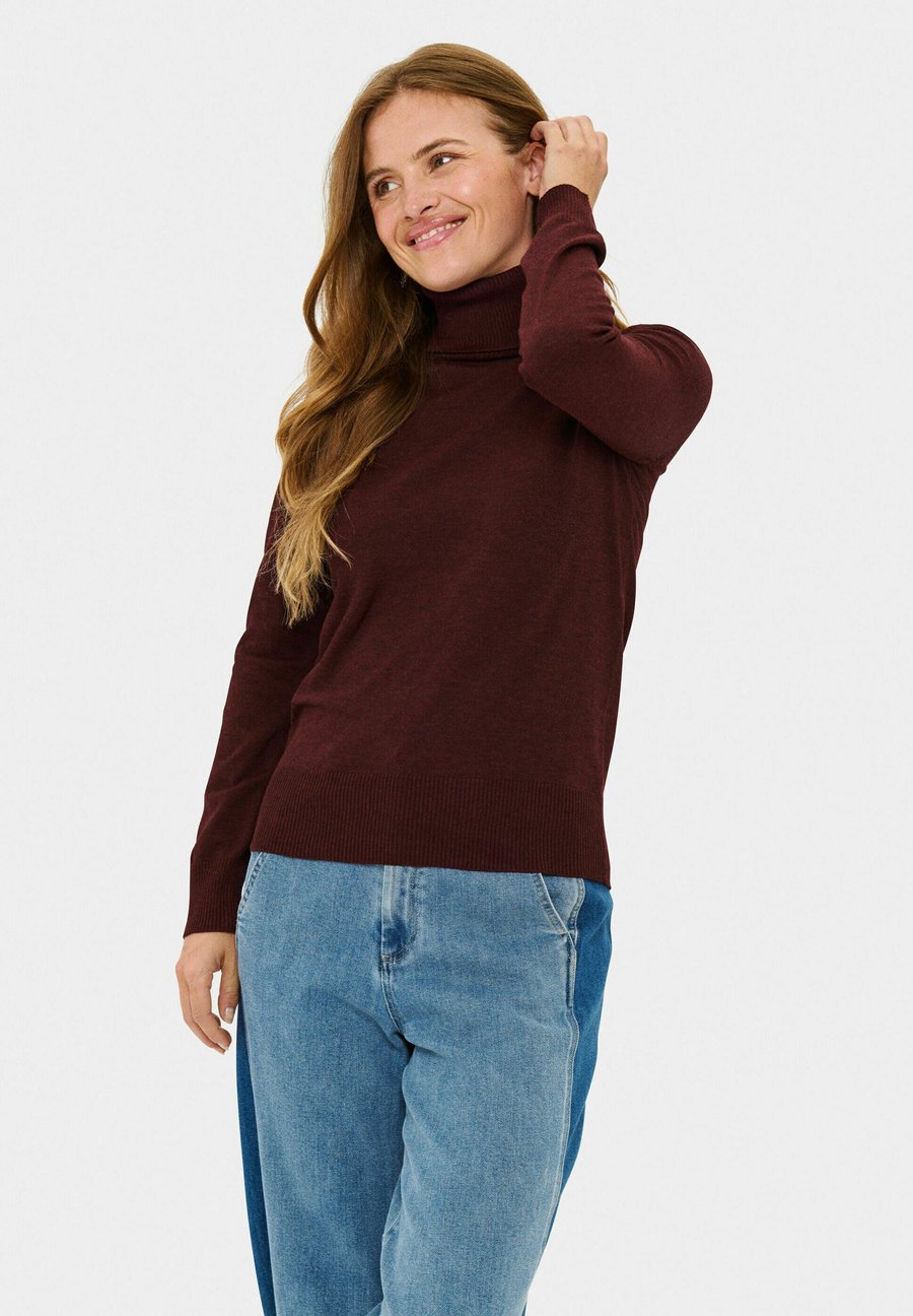 Джемпер Saint Tropez ROLL NECK, Winetasting Melange/Bordeaux
Джемпер Saint Tropez ROLL NECK, Winetasting Melange/Bordeaux