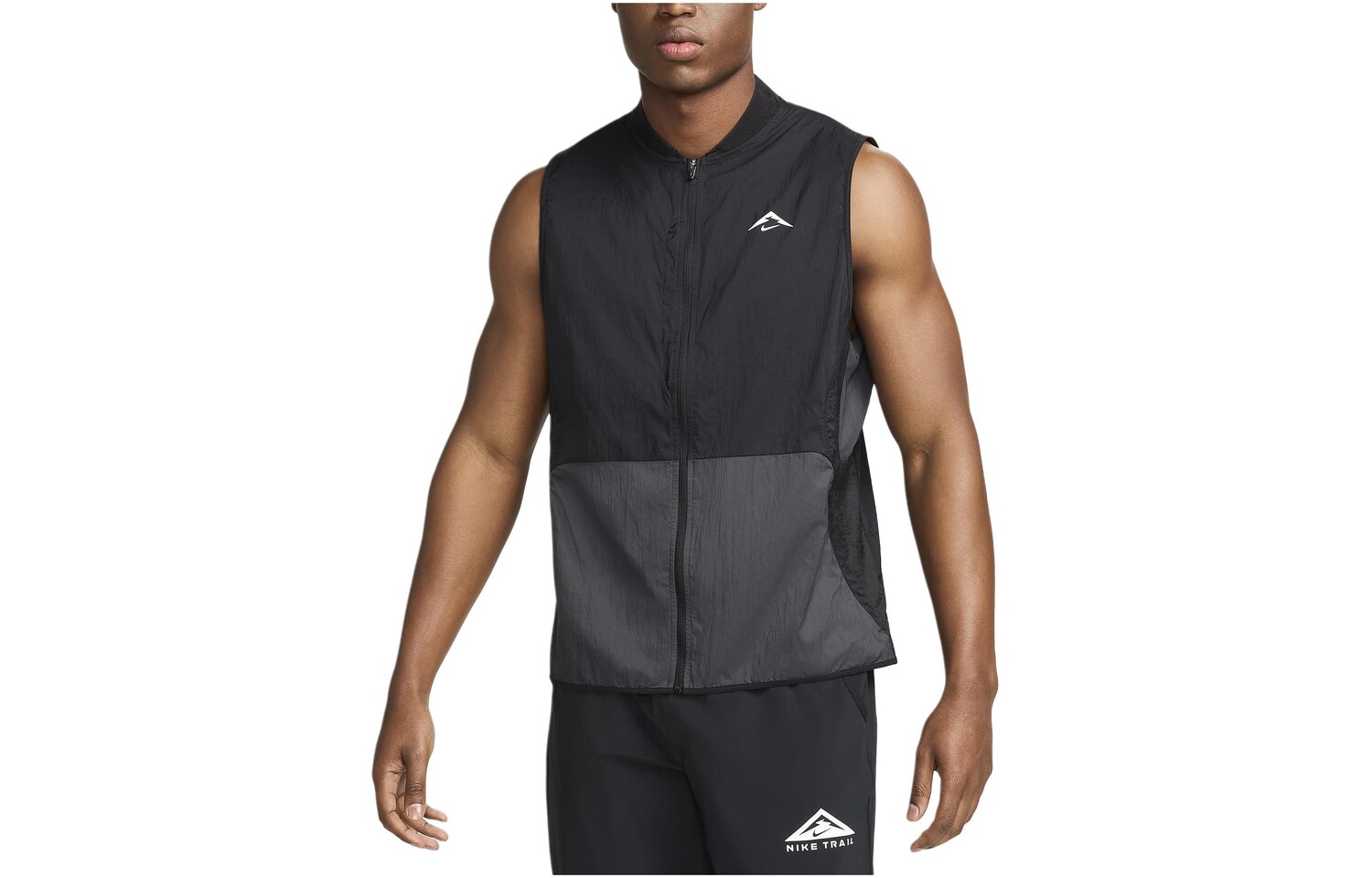 Жилет мужской черный Nike, черный
Жилет мужской черный Nike, черный