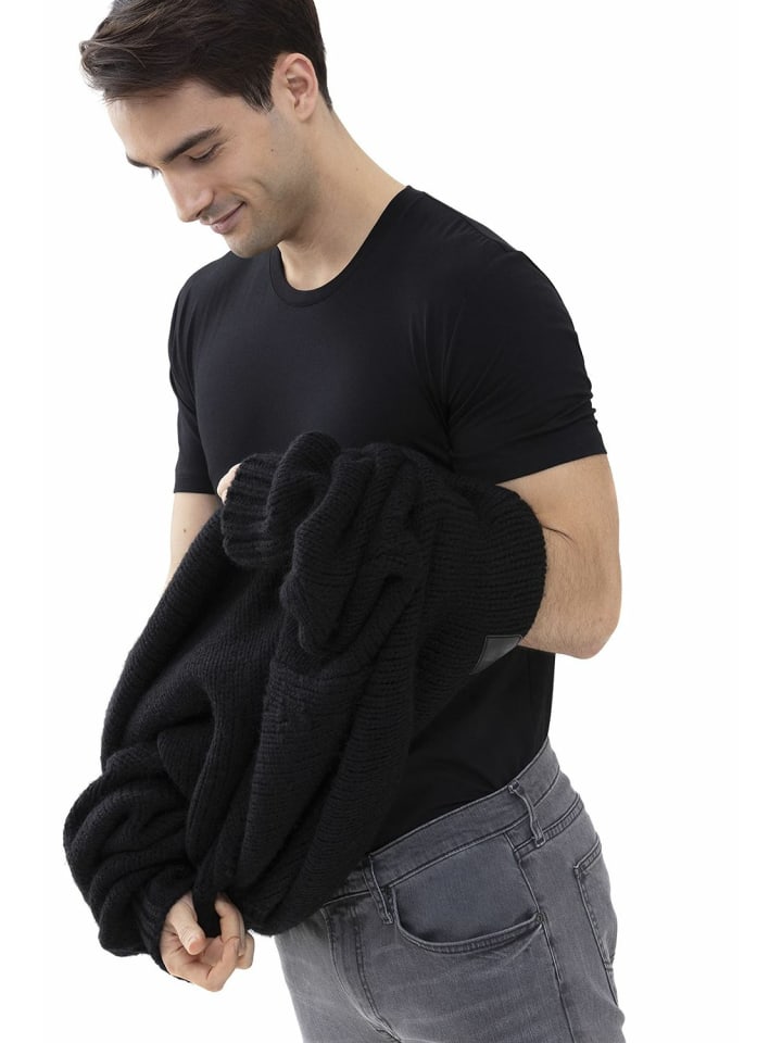 Мужская футболка с круглым вырезом черного цвета Mey
Мужская футболка с круглым вырезом черного цвета Mey