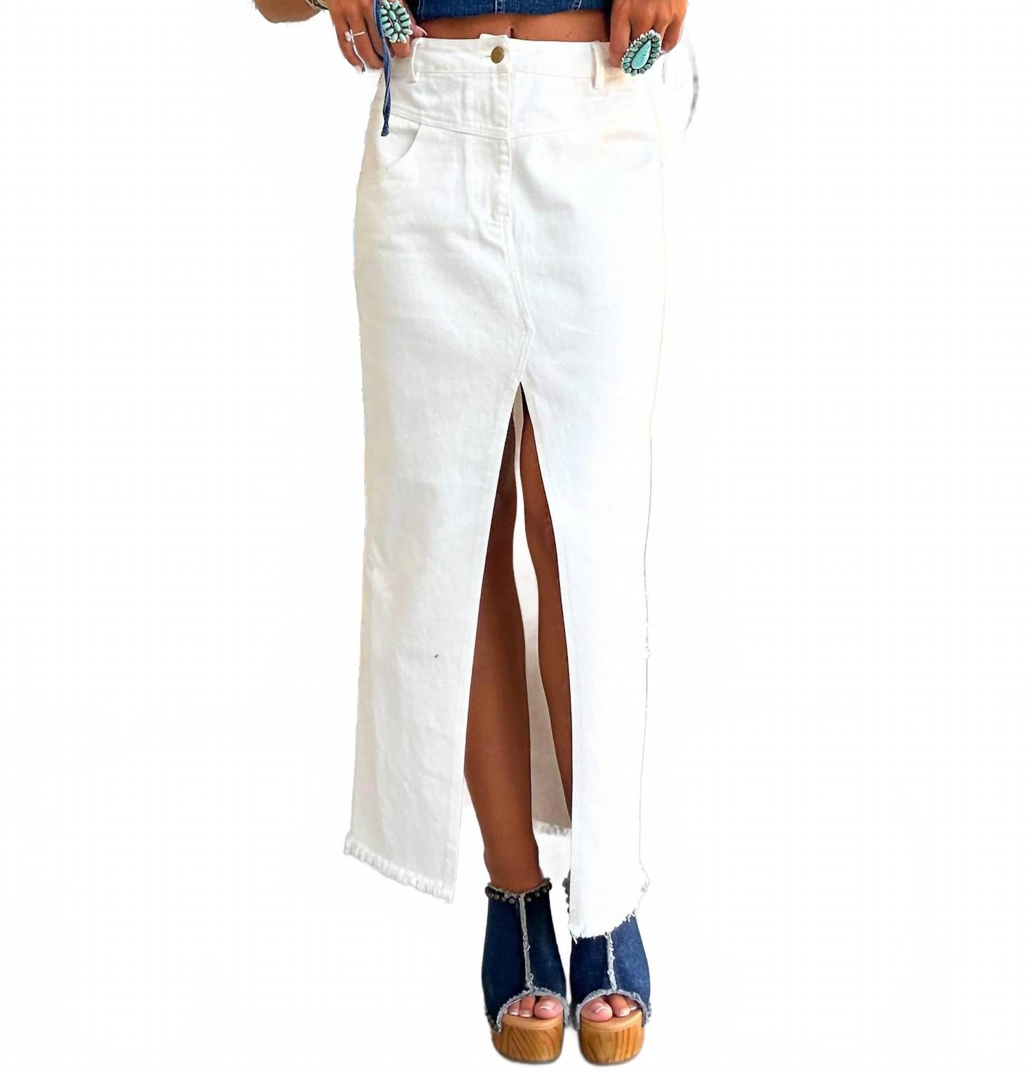 Белая джинсовая макси-юбка Pretty Garbage
Белая джинсовая макси-юбка Pretty Garbage