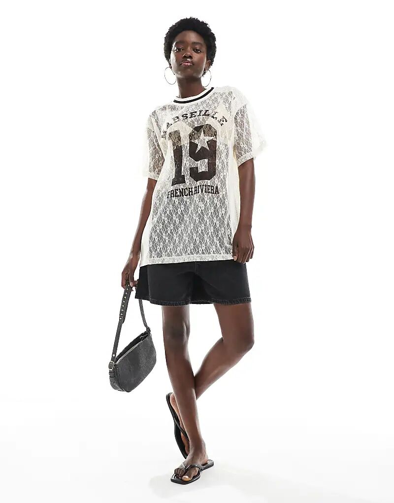 Кружевная футболка Miss Selfridge белого цвета 
Кружевная футболка Miss Selfridge белого цвета