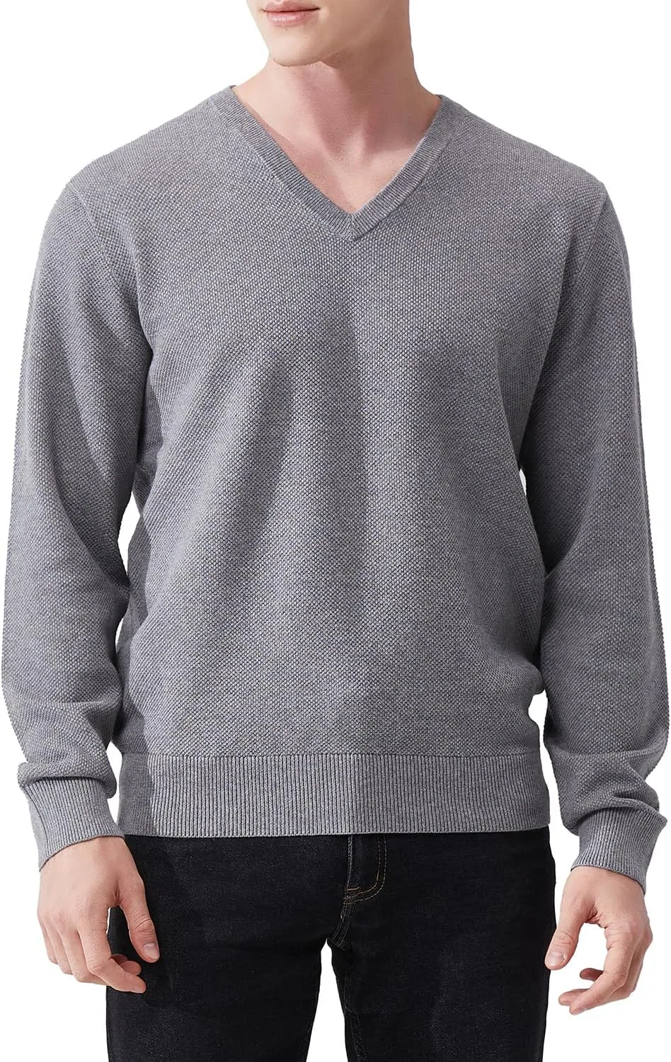 Мужской свитер с V-образным вырезом и длинными рукавами TheMenSeven
Мужской свитер с V-образным вырезом и длинными рукавами TheMenSeven