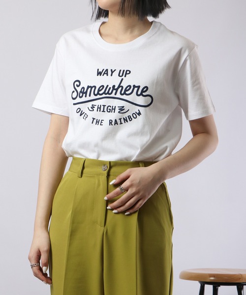 Футболка с коротким рукавом, чесаный трикотаж, принт FUNALIVE, белый
Футболка с коротким рукавом, чесаный трикотаж, принт FUNALIVE, белый