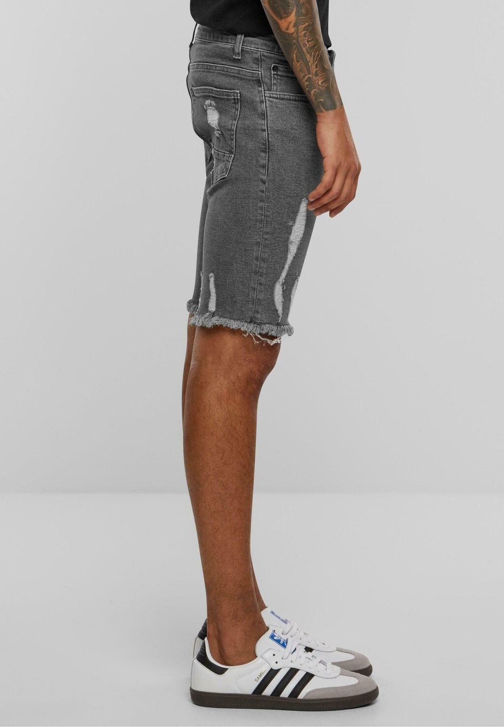 Джинсовые шорты DESTROYED 2Y Studios, серый
Джинсовые шорты DESTROYED 2Y Studios, серый