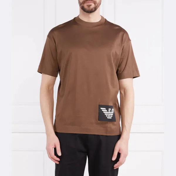 Футболка стандартного кроя Emporio Armani, коричневый
Футболка стандартного кроя Emporio Armani, коричневый