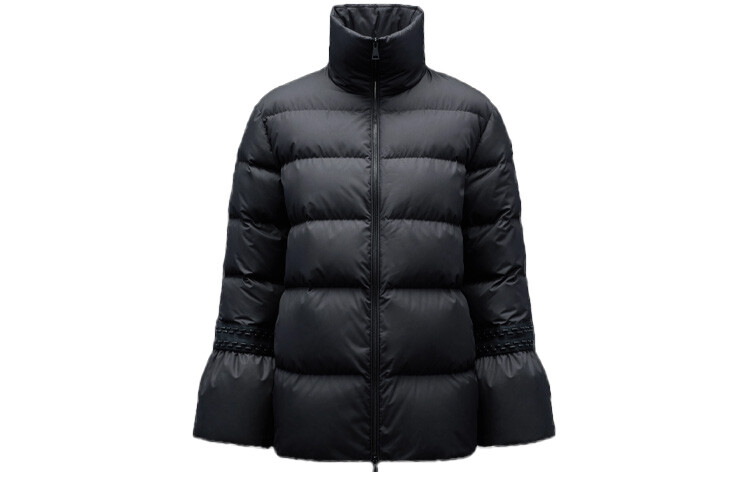 Пуховик женский черный Moncler
Пуховик женский черный Moncler