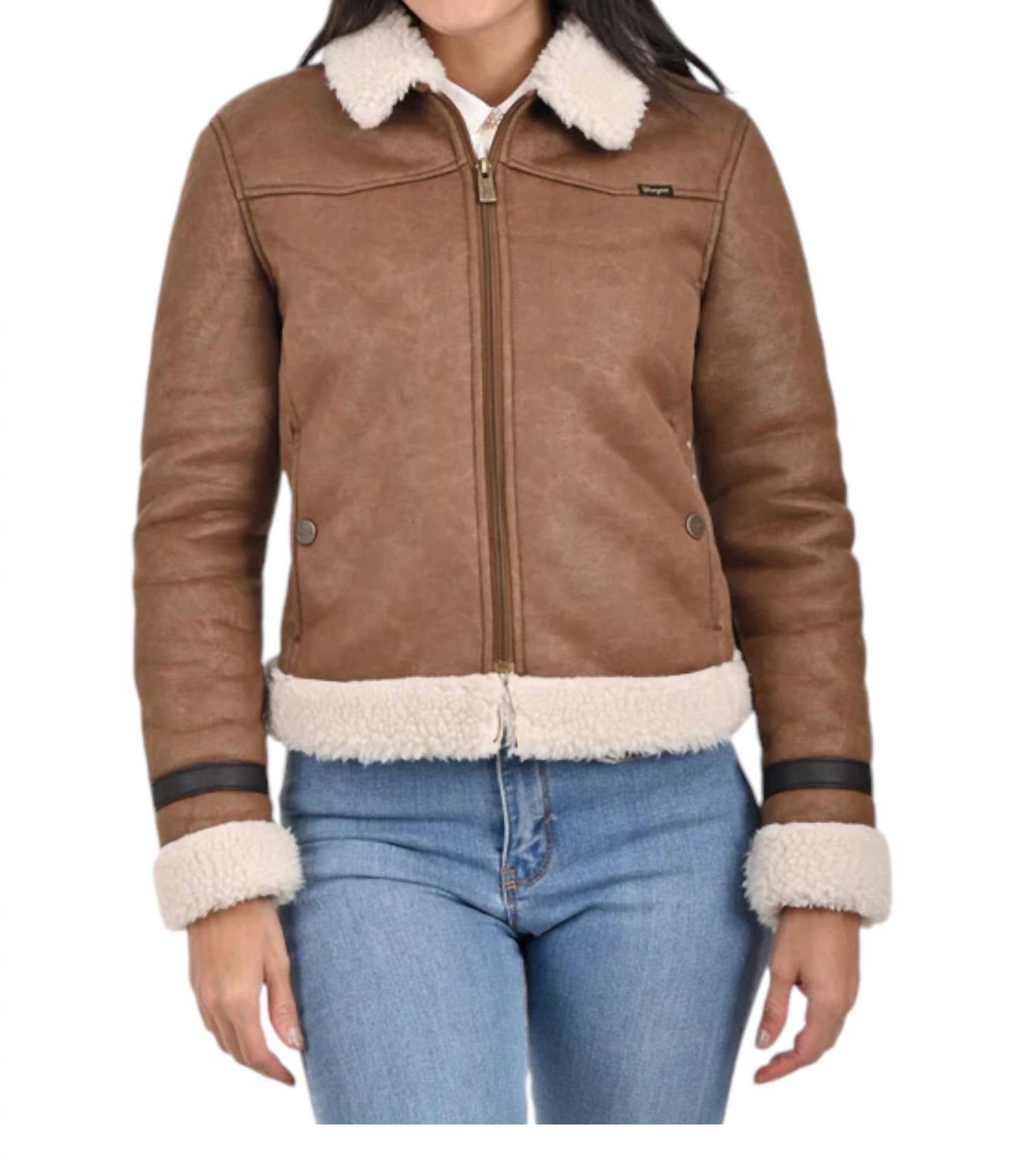 Женское пальто с воротником и манжетами из овчины цвета капучино Wrangler, цвет capuccino
Женское пальто с воротником и манжетами из овчины цвета капучино Wrangler, цвет capuccino