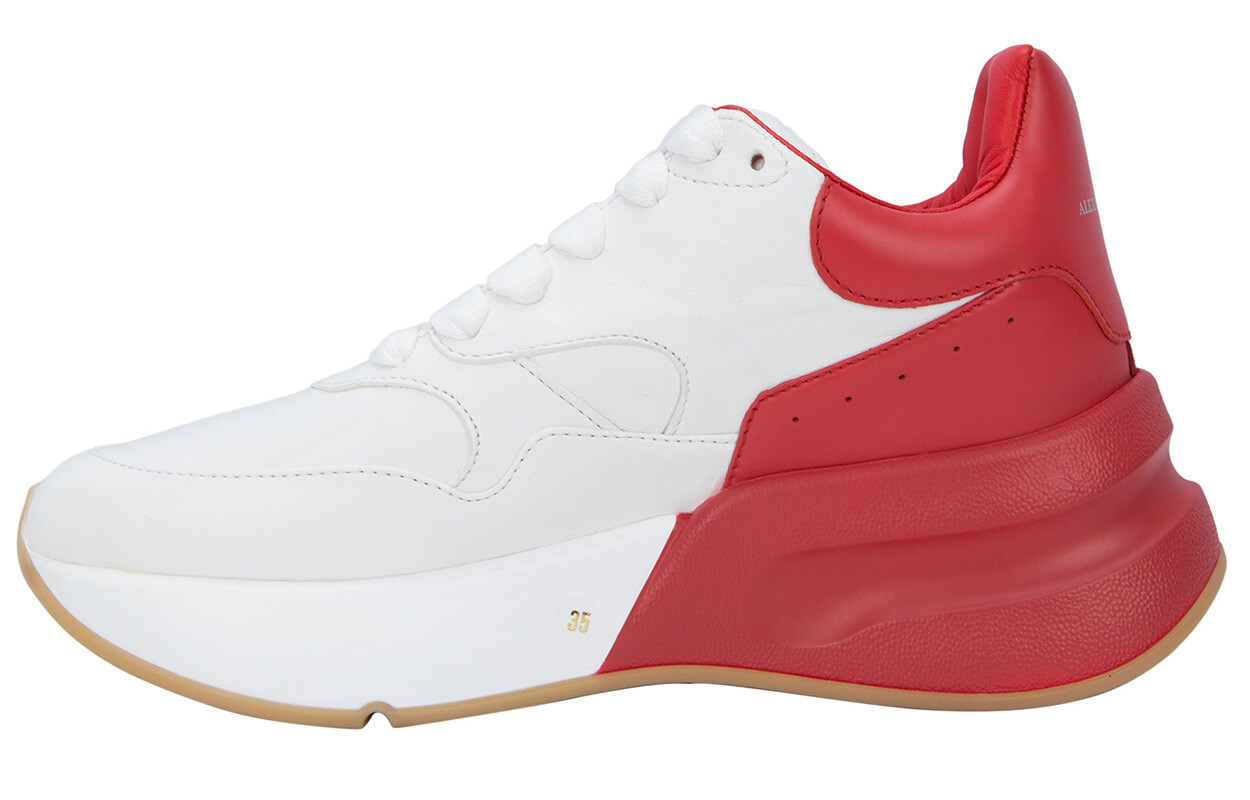 Кроссовки Alexander Mcqueen для бега на короткие, белый
Кроссовки Alexander Mcqueen для бега на короткие, белый