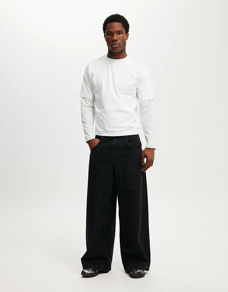 Джинсы Cotton:On Y2k очень широкие, черного цвета
Джинсы Cotton:On Y2k очень широкие, черного цвета