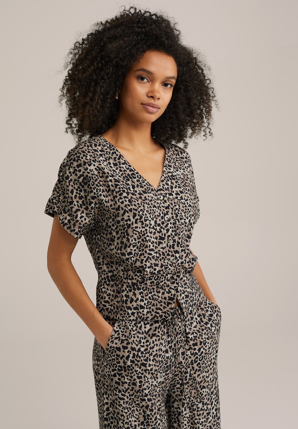 Блуза WE Fashion, светло-коричневый
Блуза WE Fashion, светло-коричневый