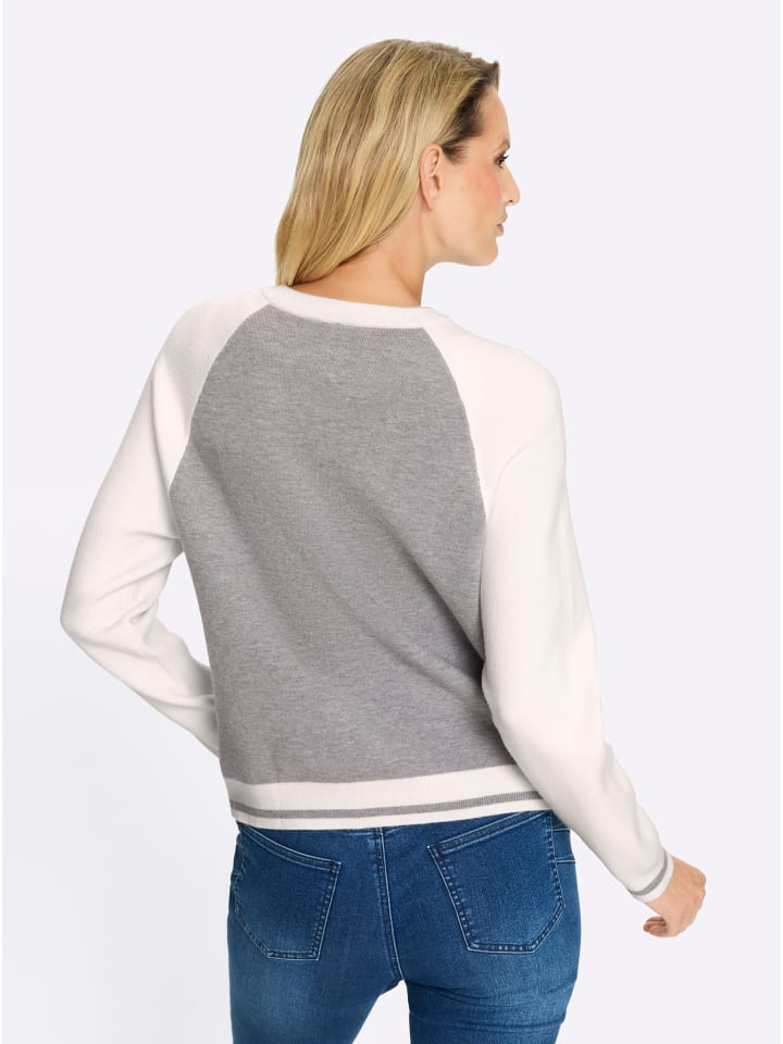 Кардиган тонкой вязки в меланжевом цвете серо-бежевого цвета Heine
Кардиган тонкой вязки в меланжевом цвете серо-бежевого цвета Heine