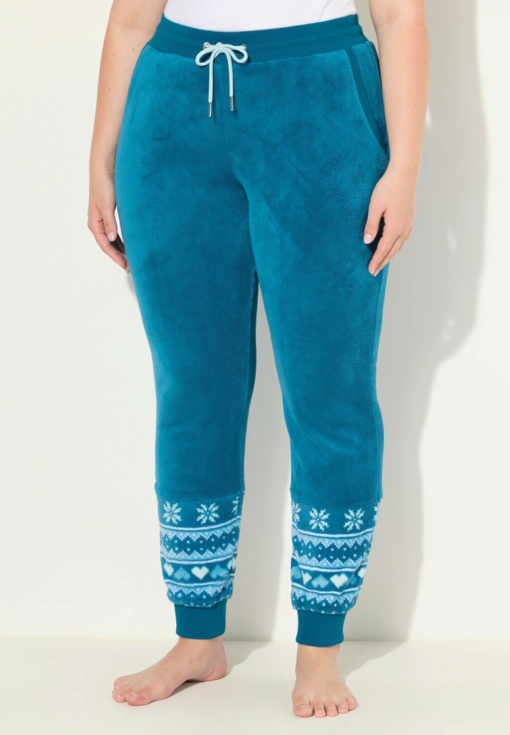 Брюки ALPINE STRIPE MOTIF Ulla Popken, синий
Брюки ALPINE STRIPE MOTIF Ulla Popken, синий