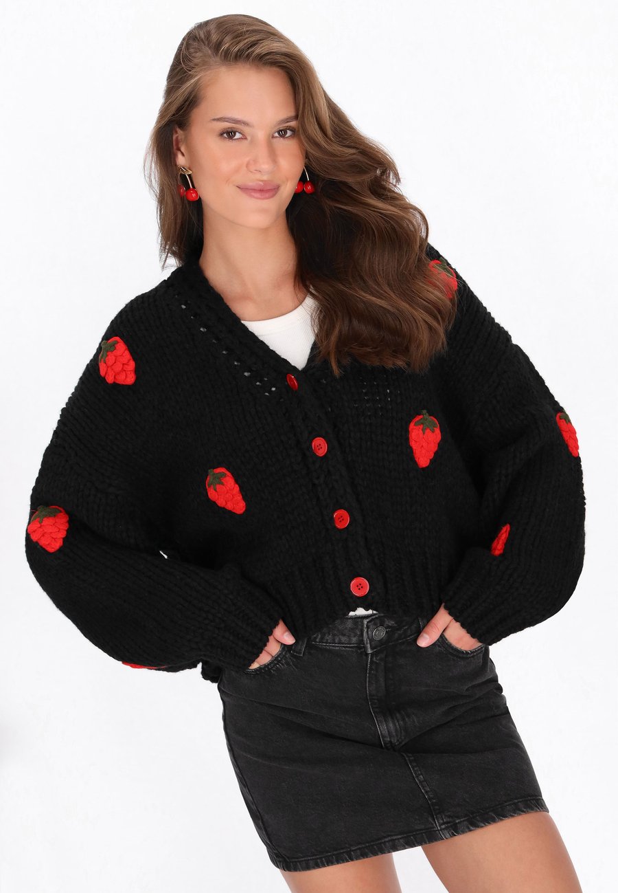 Кардиган myMo Cardigan, Black
Кардиган myMo Cardigan, Black