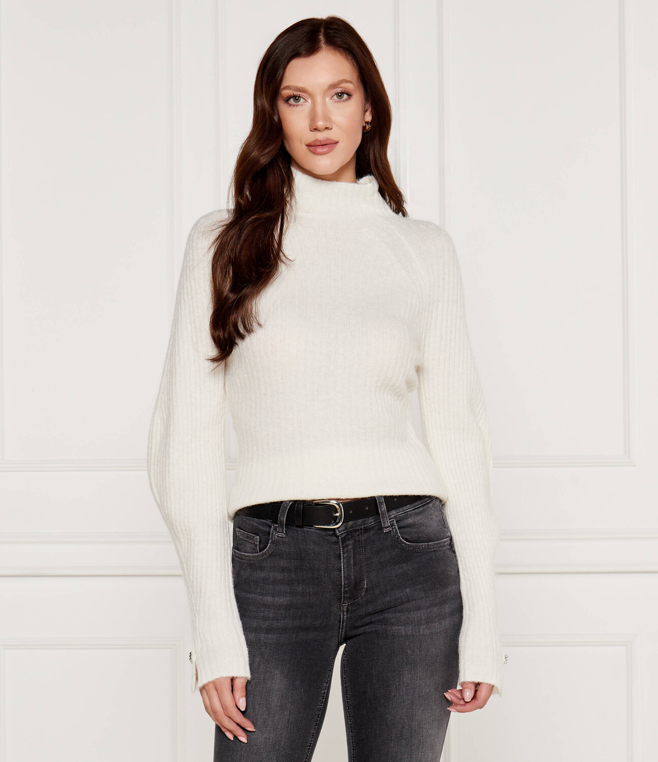 Свитер Liu Jo Regular Fit, кремовый
Свитер Liu Jo Regular Fit, кремовый