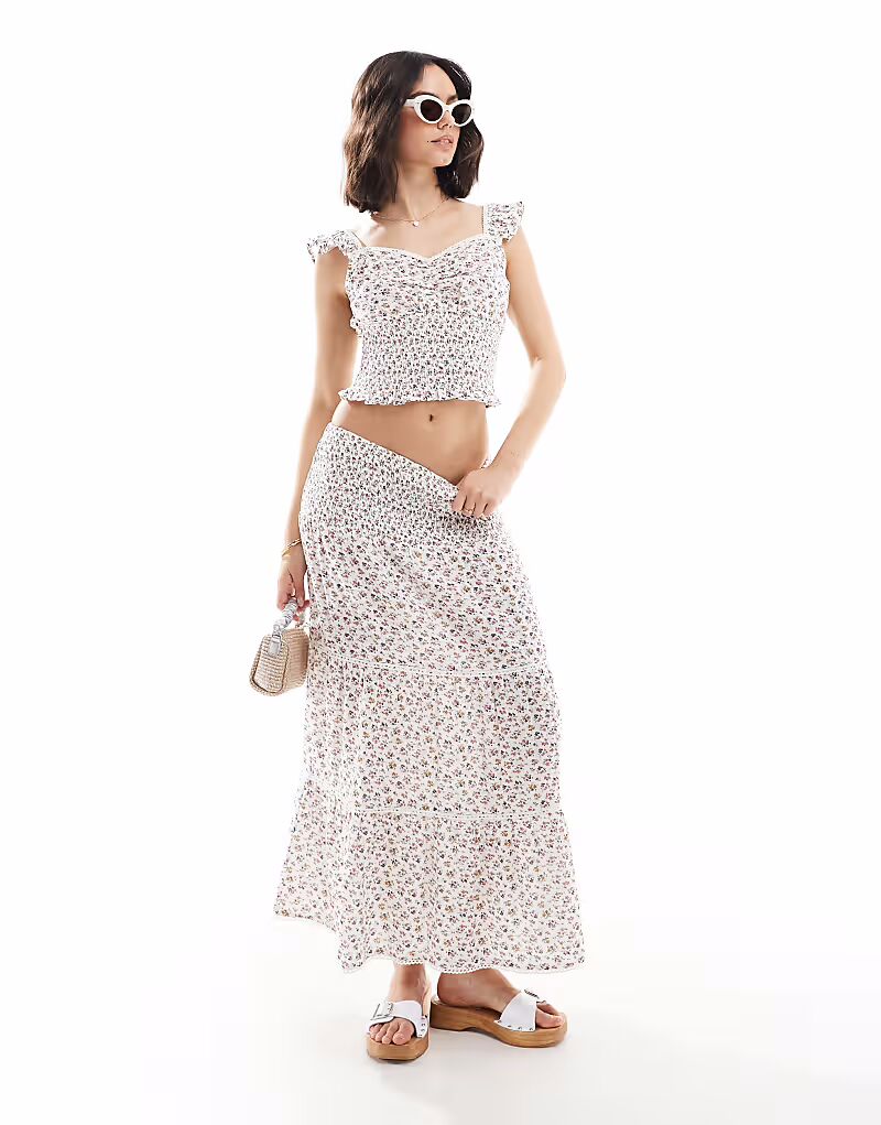 Юбка мидакси с цветочным принтом, многоярусная, белого цвета Wednesday'S Girl
Юбка мидакси с цветочным принтом, многоярусная, белого цвета Wednesday'S Girl