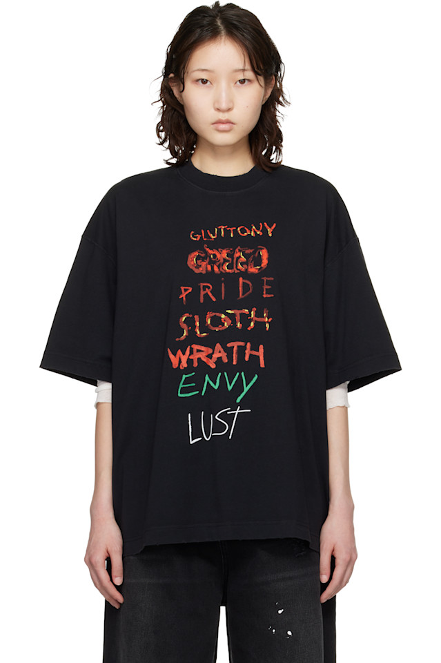 Vetements Черная футболка "7 грехов"
Vetements Черная футболка "7 грехов"