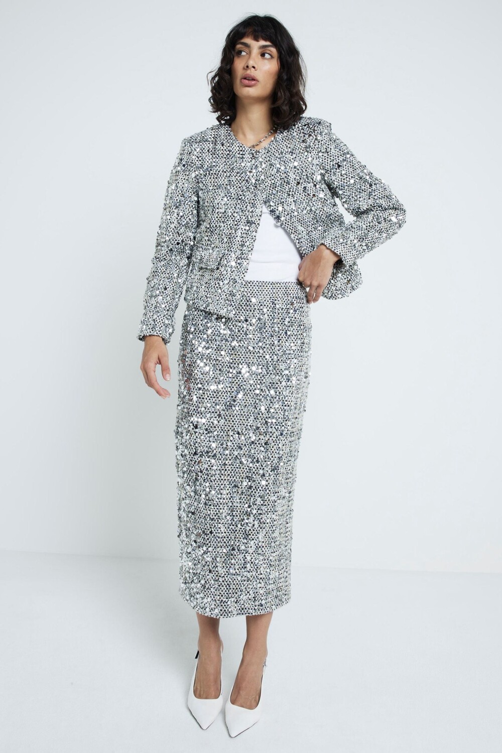 Блестящая куртка без воротника с трофеем River Island, серебряный, Серебристый, Блестящая куртка без воротника с трофеем River Island, серебряный 
Блестящая куртка без воротника с трофеем River Island, серебряный, Серебристый, Блестящая куртка без воротника с трофеем River Island, серебряный