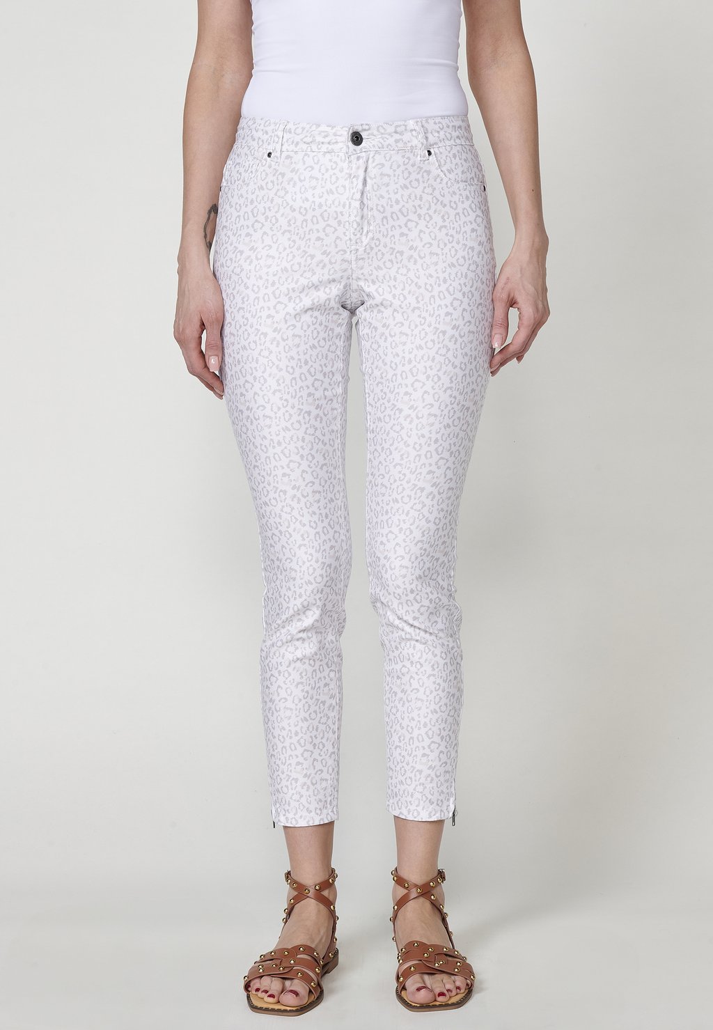 Джинсы облегающего кроя Koroshi, белый
Джинсы облегающего кроя Koroshi, белый