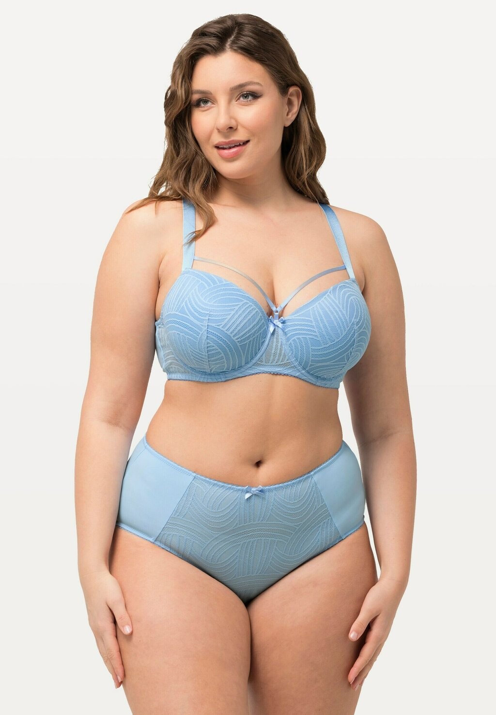 Бюстгальтер на косточках TEXTURED WAVE Ulla Popken, светло-голубой
Бюстгальтер на косточках TEXTURED WAVE Ulla Popken, светло-голубой