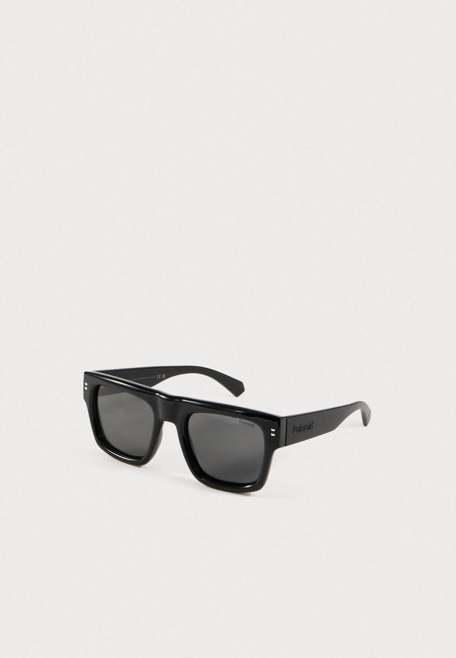Солнцезащитные очки Polaroid Sunglasses, Black
Солнцезащитные очки Polaroid Sunglasses, Black