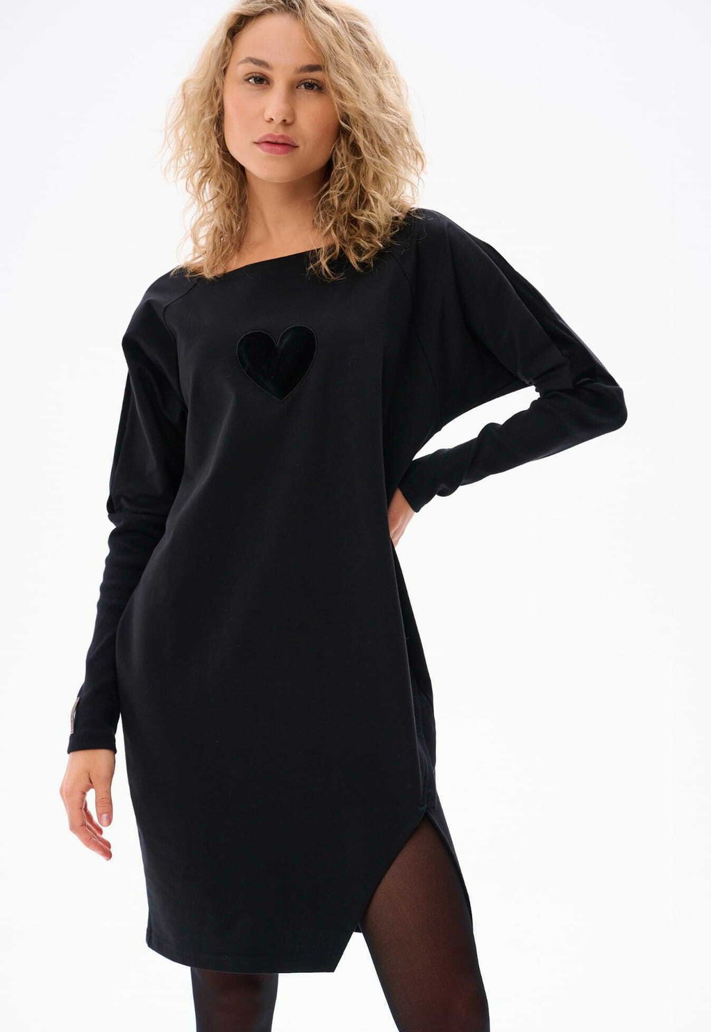 Повседневное платье blue shadow, черный
Повседневное платье blue shadow, черный