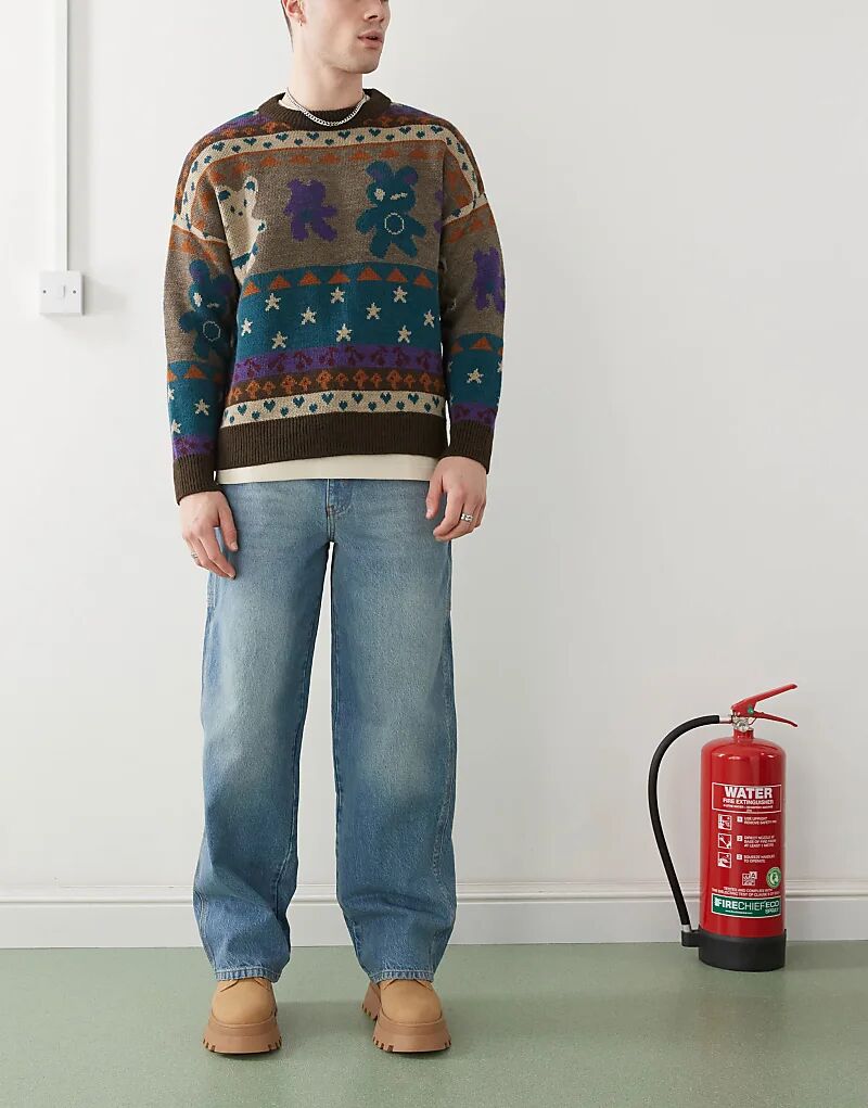 Джинсы COLLUSION X011 Carpenter в цвете средне-синего тона
Джинсы COLLUSION X011 Carpenter в цвете средне-синего тона