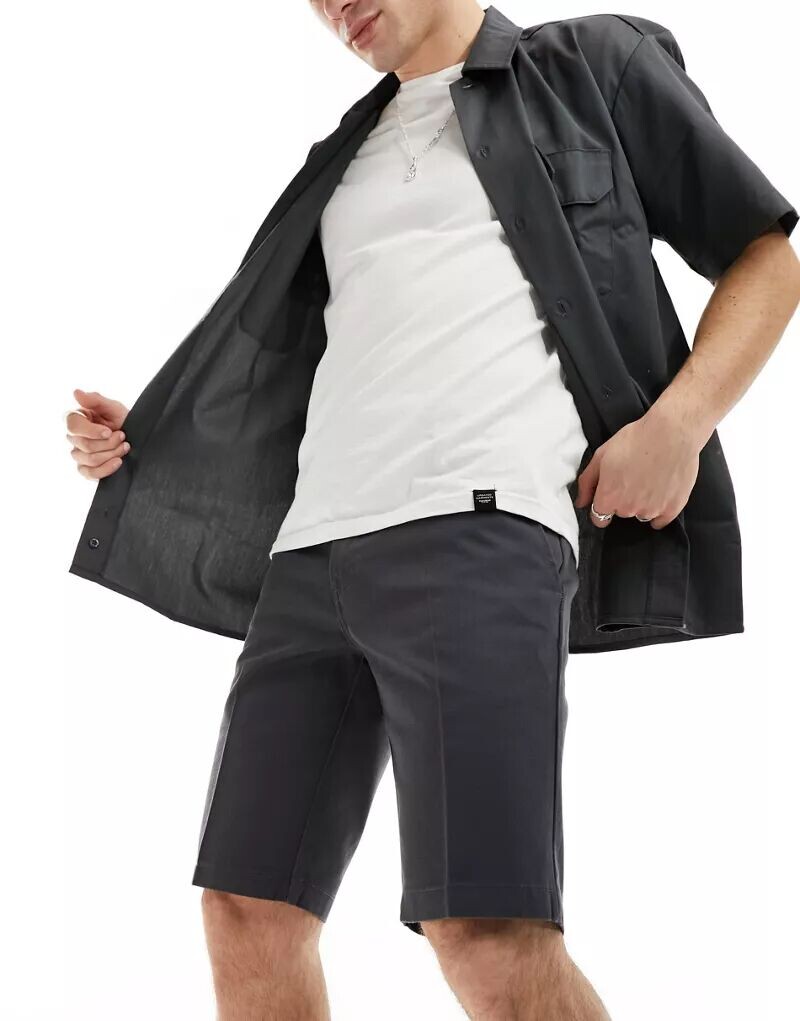 Серые шорты узкого кроя Dickies
Серые шорты узкого кроя Dickies