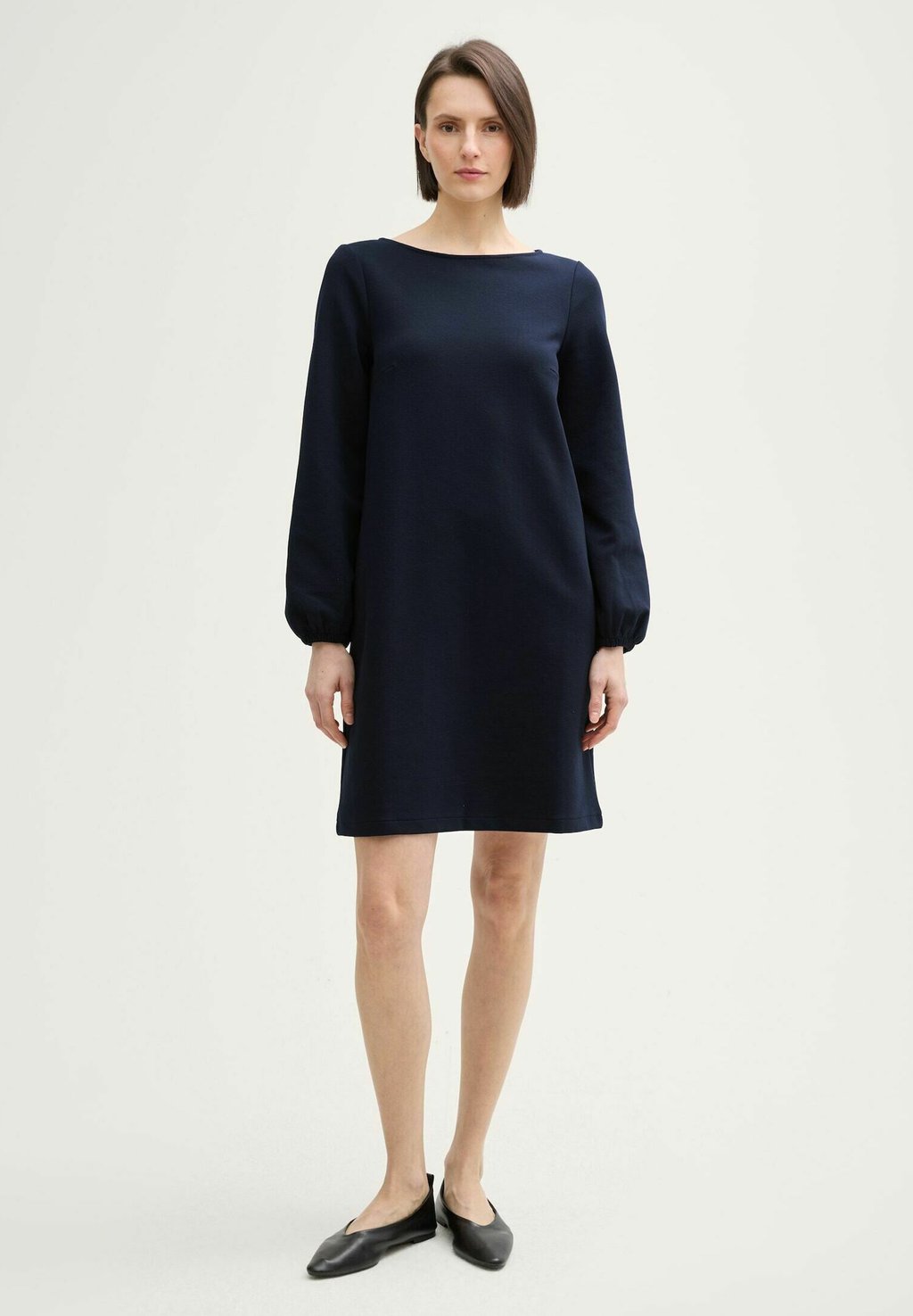 Вязаное платье TOM TAILOR, темно-синий
Вязаное платье TOM TAILOR, темно-синий