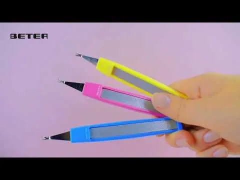 Нож для кутикулы с толкателем для кожи и пилочкой Cortacutículas, Lima Y Bajapies Beter, 1 UD
Нож для кутикулы с толкателем для кожи и пилочкой Cortacutículas, Lima Y Bajapies Beter, 1 UD