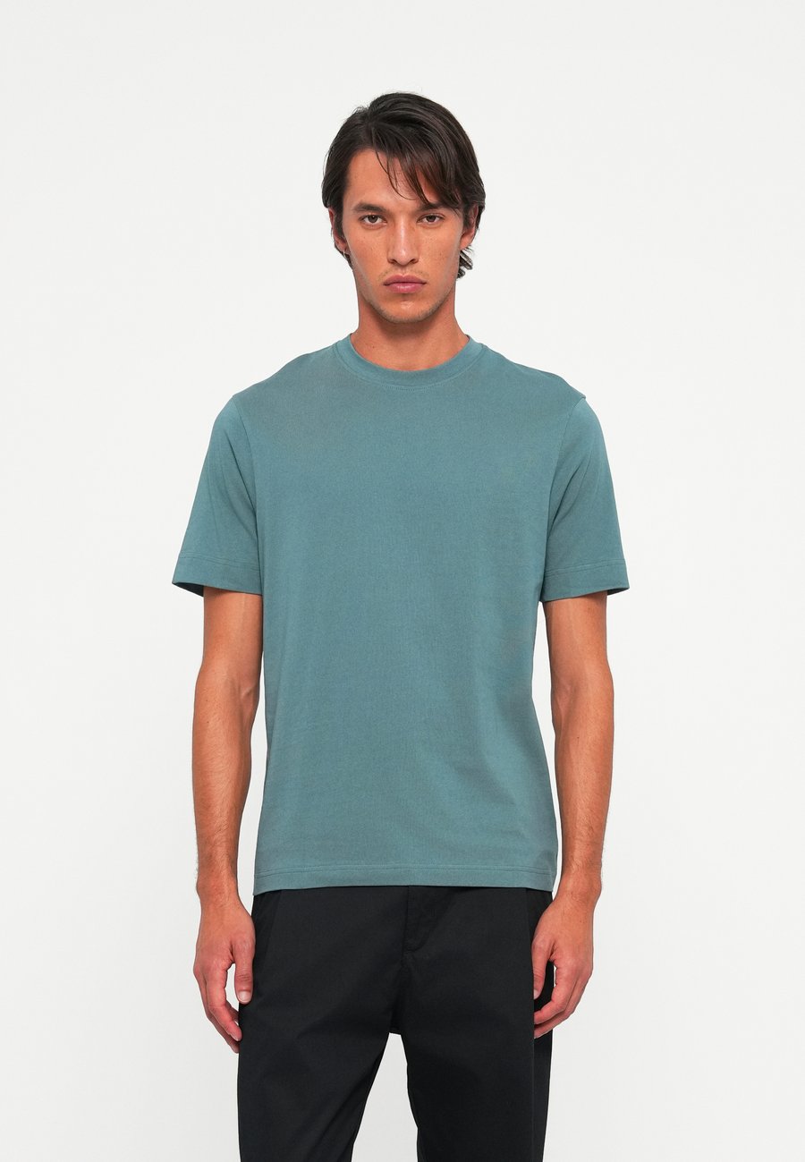 Футболка DRYKORN RAPHAEL, Green
Футболка DRYKORN RAPHAEL, Green