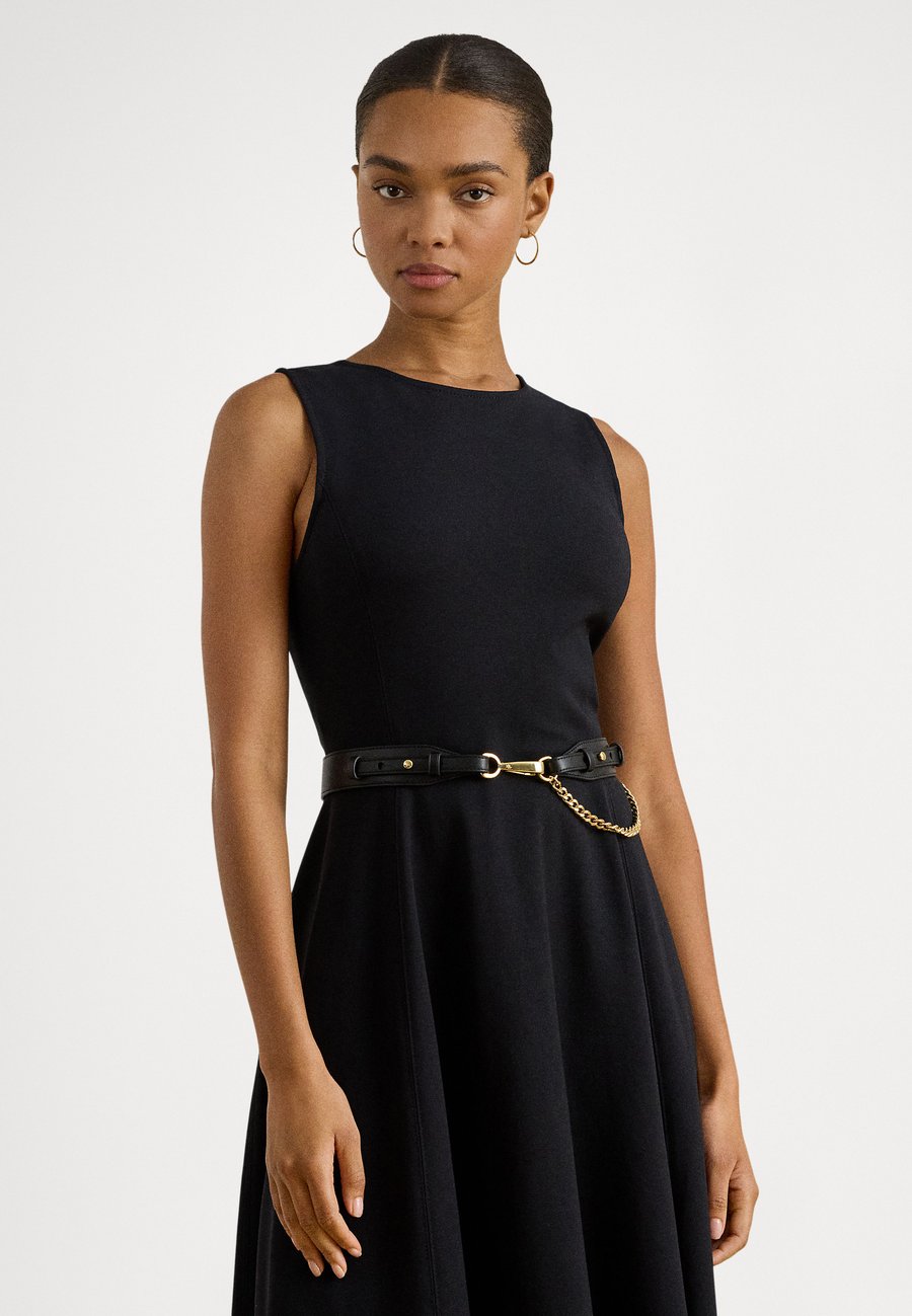 Платье Lauren Ralph Lauren CHARLEY SLEEVELESS DAY DRESS, Black
Платье Lauren Ralph Lauren CHARLEY SLEEVELESS DAY DRESS, Black