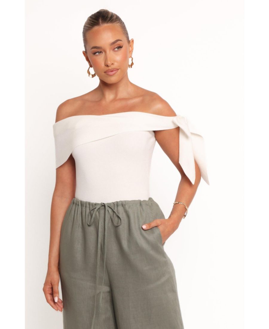 Женская вязаная блузка Charama с открытыми плечами Petal and Pup, White
Женская вязаная блузка Charama с открытыми плечами Petal and Pup, White