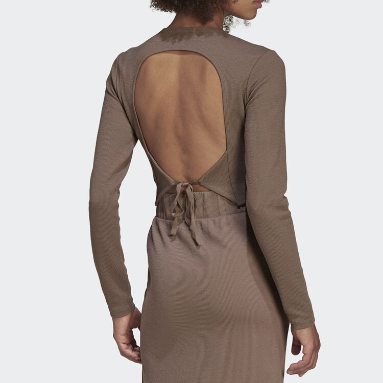 Футболка женская коричневая Adidas Originals
Футболка женская коричневая Adidas Originals