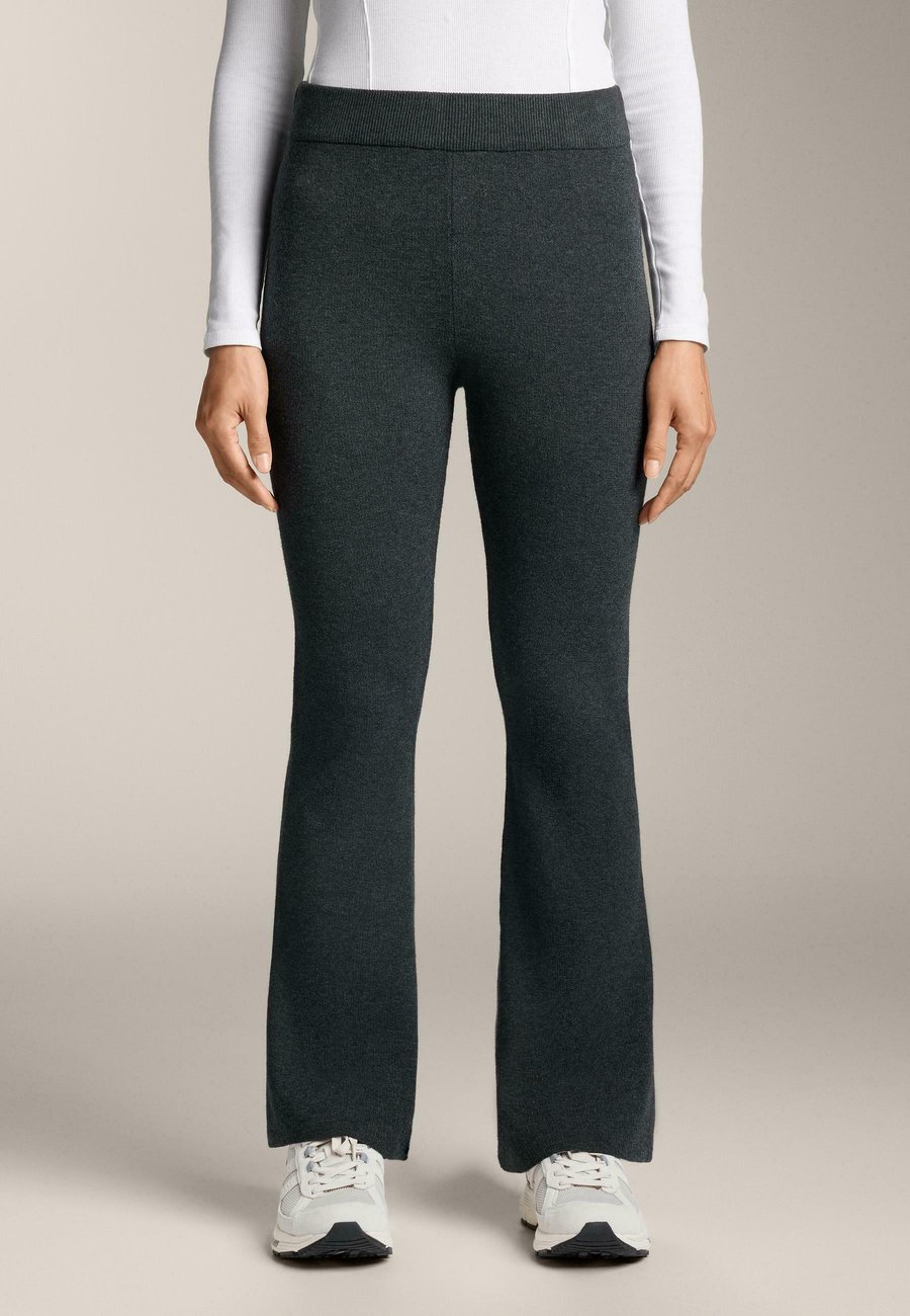 Брюки OYSHO FLARE KNIT, Dark Grey
Брюки OYSHO FLARE KNIT, Dark Grey