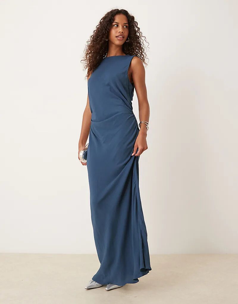 Платье макси ASOS DESIGN с вырезом на спине чернильно-синего цвета
Платье макси ASOS DESIGN с вырезом на спине чернильно-синего цвета