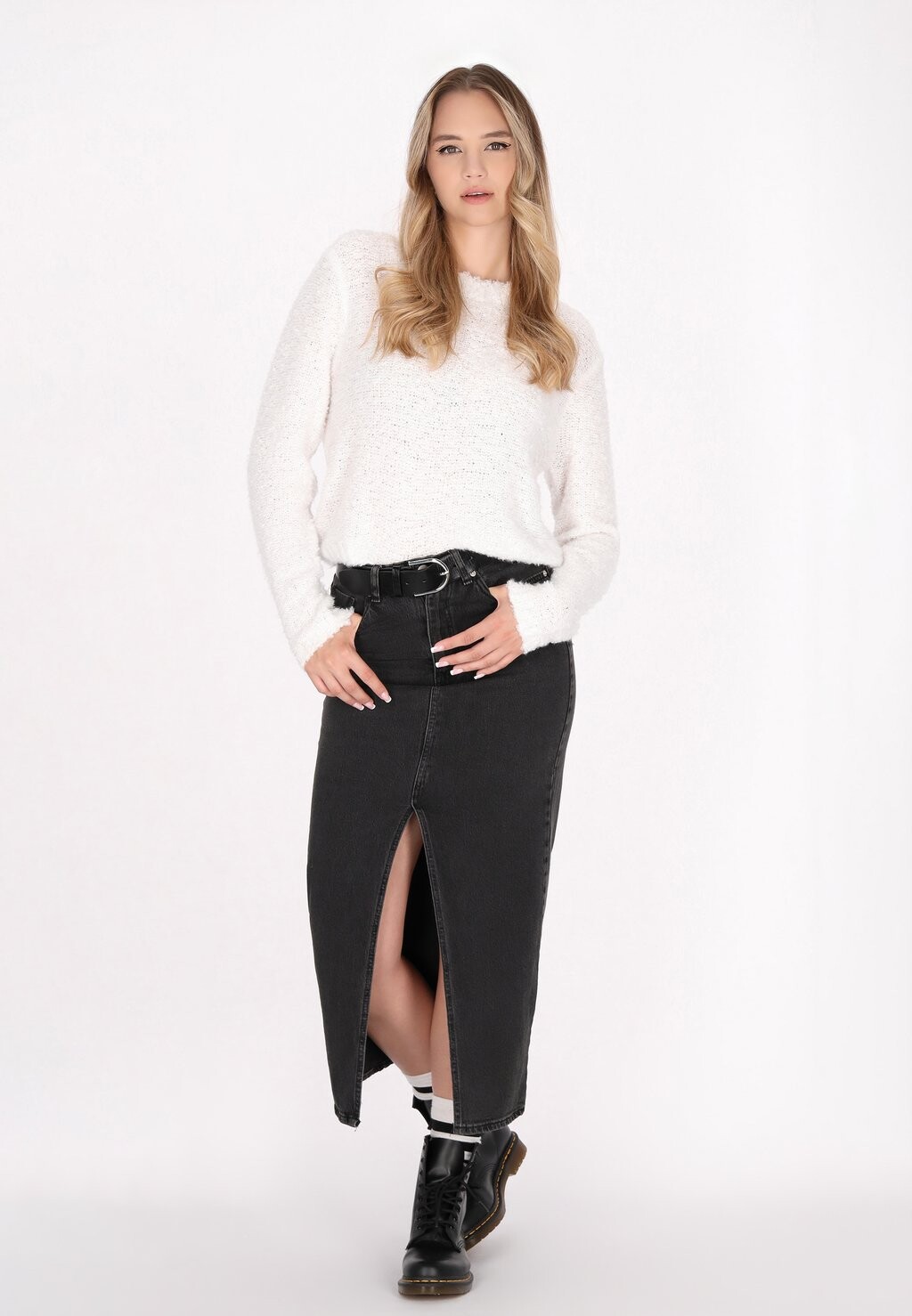 Джемпер myMo ROCKS, белый
Джемпер myMo ROCKS, белый