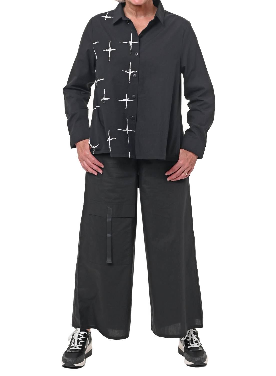 Farrah рубашка на пуговицах в черном галактическом цвете Tulip Clothing
Farrah рубашка на пуговицах в черном галактическом цвете Tulip Clothing