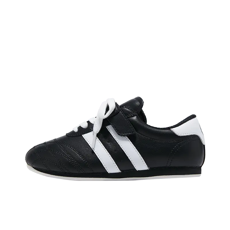 Нескользящие износостойкие низкие детские кроссовки для повседневной жизни YeeHoO, черный
Нескользящие износостойкие низкие детские кроссовки для повседневной жизни YeeHoO, черный