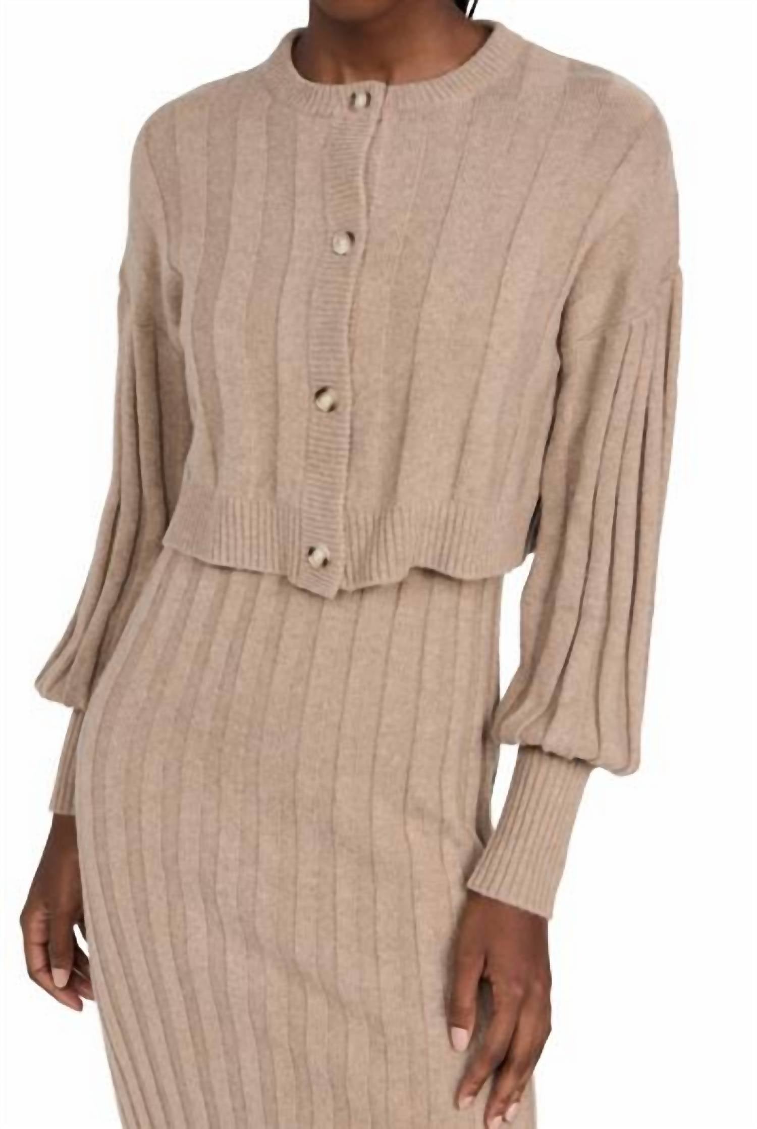 SOMETHING NAVY Укороченный кардиган бежевого цвета
SOMETHING NAVY Укороченный кардиган бежевого цвета